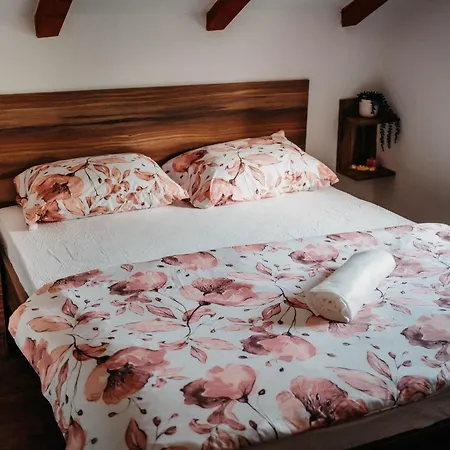 Kuca Za Odmor Mihaela Villa